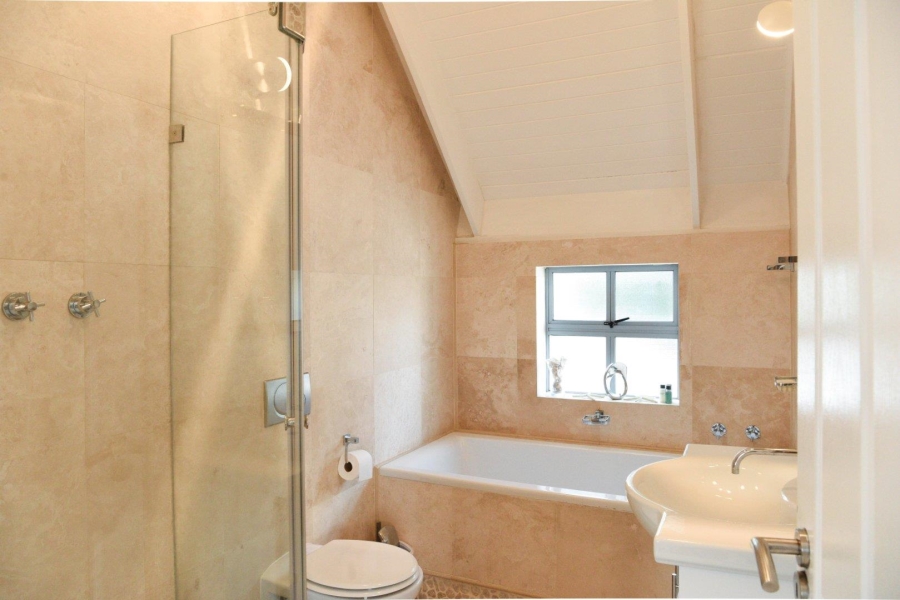 To Let 3 Bedroom Property for Rent in Big Bay Western Cape
